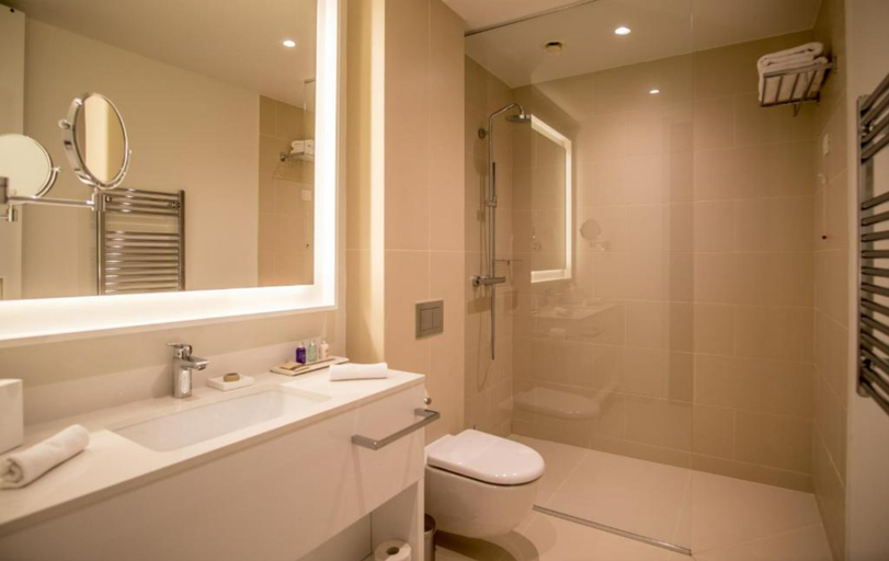 Bathroom 4, Crowne Plaza PODGORICA by IHG