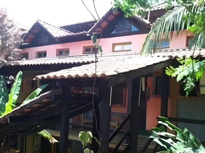 Others 3, Hotel Pousada Katmandu, São Sebastião