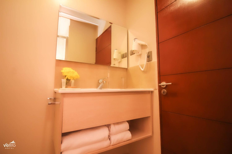 Bathroom 2, Hotel Vento, Copiapó