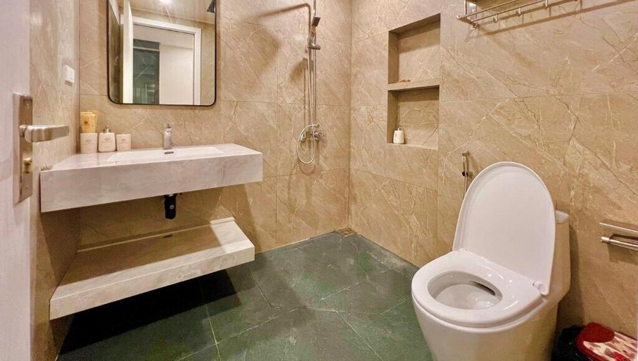 Bathroom 3, Elysees Hotel, Sầm Sơn