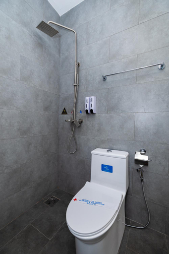 Bathroom 4, Phước Lộc Thọ 2, District 5