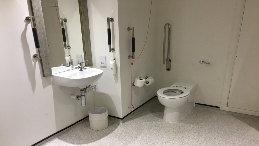 Bathroom 4, Holiday Inn ASHFORD - CENTRAL by IHG, Kent