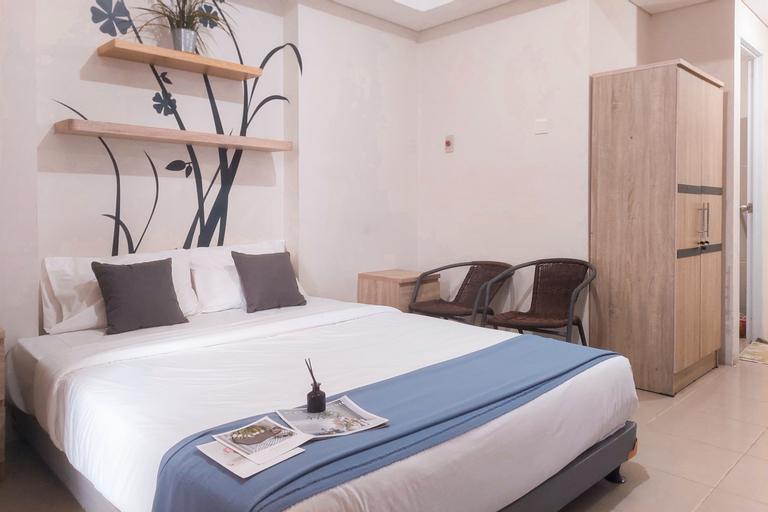 Elegant and Comfort Studio Apartment at Bintaro Plaza Residence By Travelio, South Tangerang