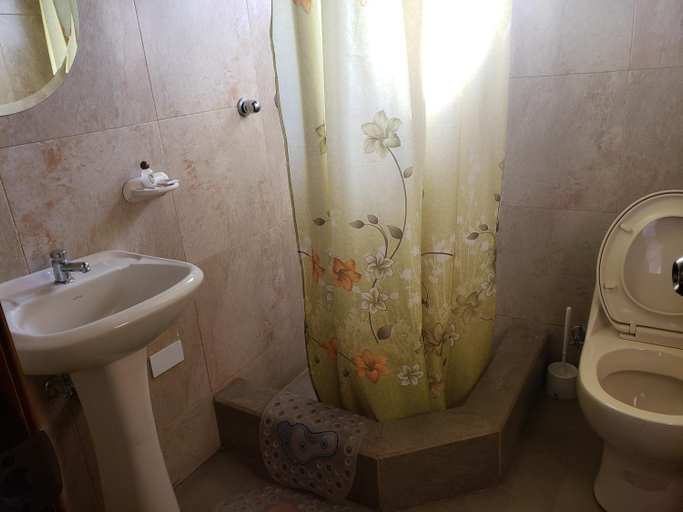 Bathroom 2, Hospedaje San Fernando, Cayambe