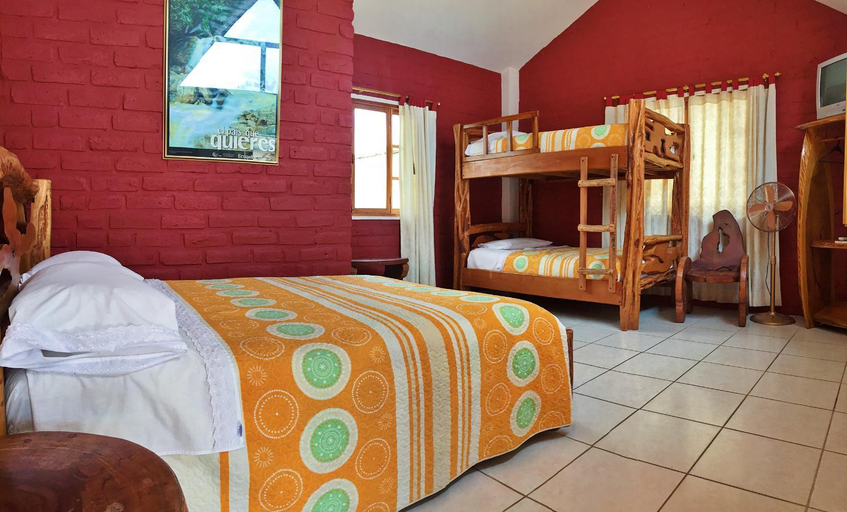 Others 2, Hosteria Don Elias, Mera