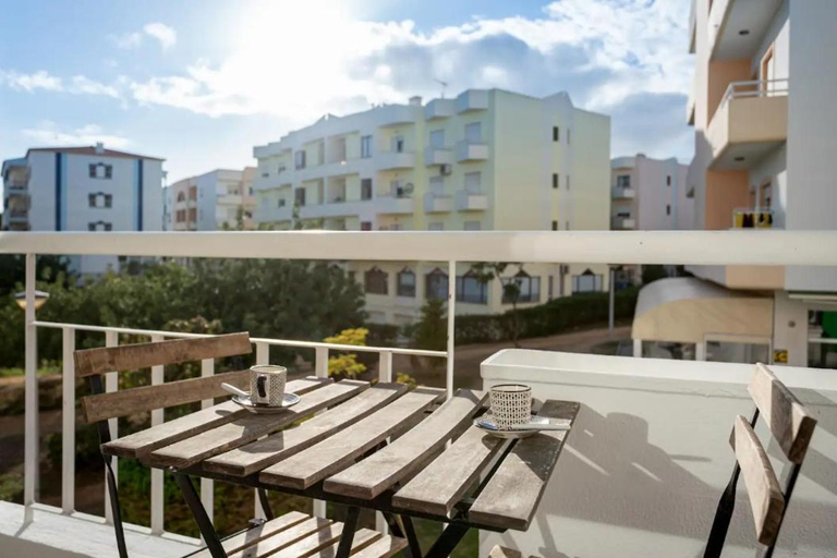 Others 2, Blife Allya private rooms, Faro