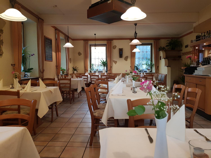 Restaurant 2