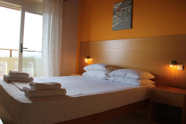 2, Argilos Apartments, Crete