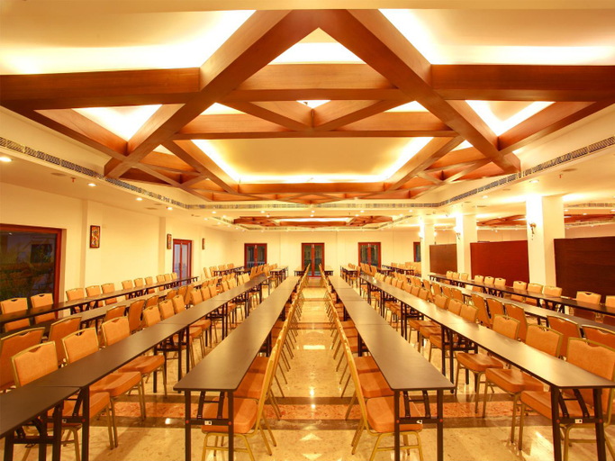 Food & Drinks 4, Hotel Devaragam, Thrissur