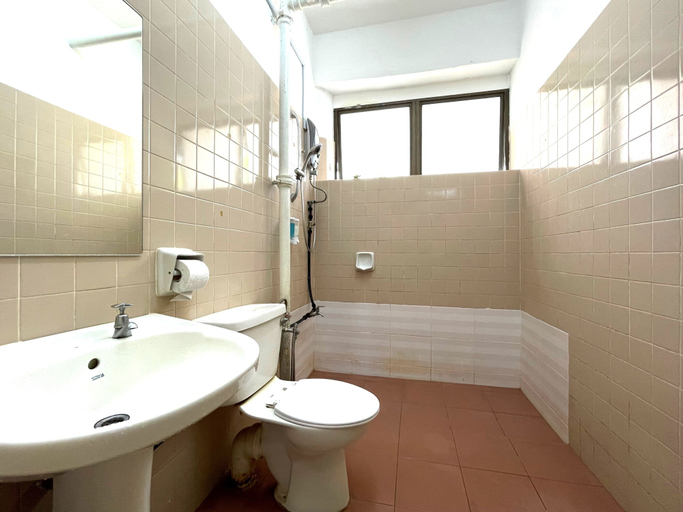 Bathroom 4, Hotel O Wg Guest House, Penang Island