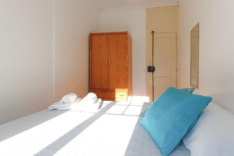 Bedroom 2, Ledi´s Housing, Lisbon