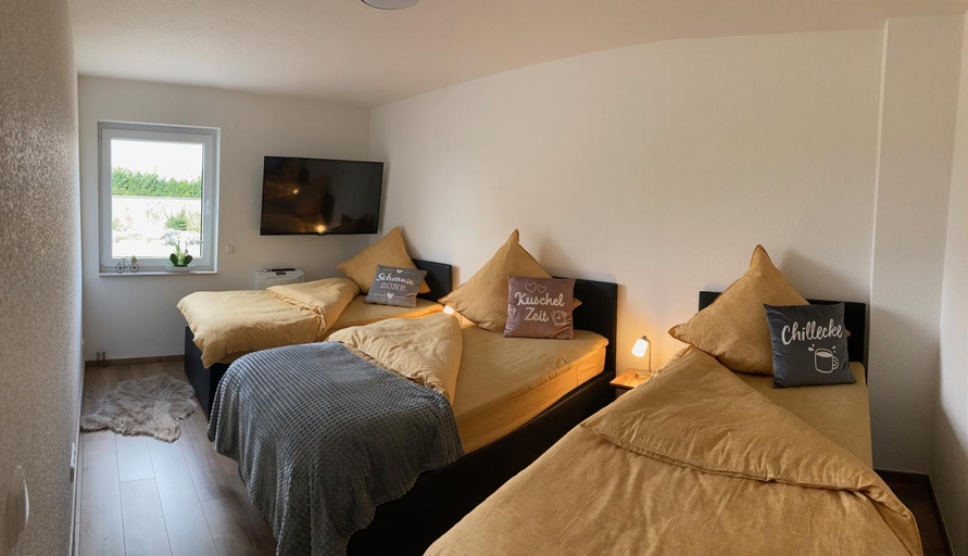 Bedroom, Gastewohnung Monchengladbach Rheindahlen, Mönchengladbach