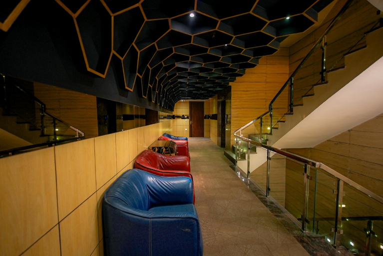 Public Area 2, Dazzling Hotel, Agra