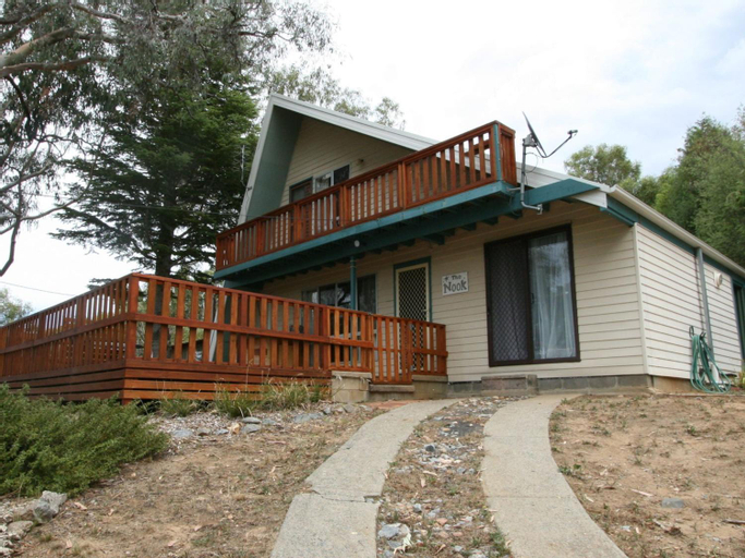 14 Cobbon Crescent, Snowy River