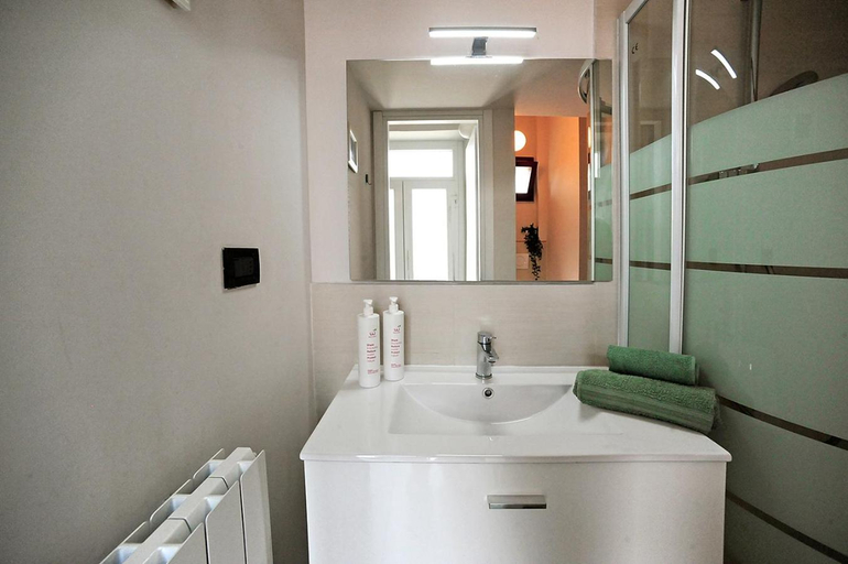 Bedroom 2, Modern Apartment in Lingotto Area by Wonderful Italy, Torino