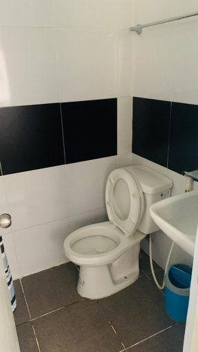 Bathroom 3, Anang Balay Turista, El Nido