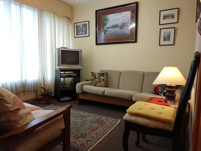 Others 3, Apart Hotel Aleman, Llanquihue
