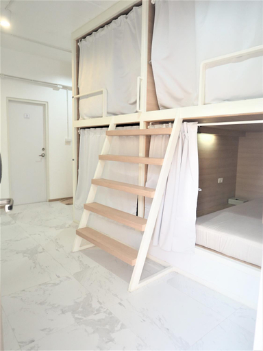 Bedroom 14