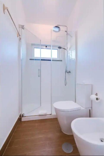 Others 4, Blife Frankya private rooms, Faro