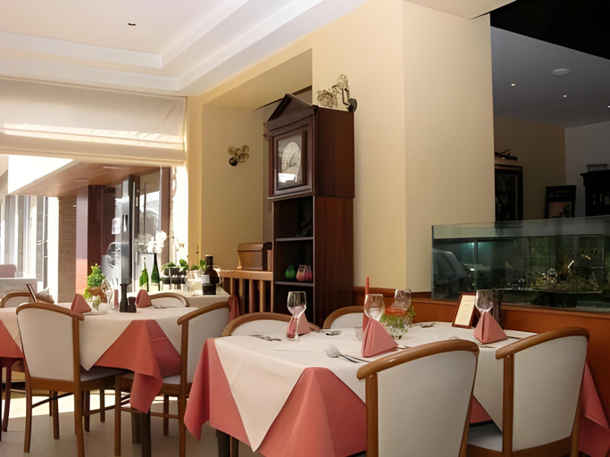 Food & Drinks 3, Hotel Carnac, West-Vlaanderen