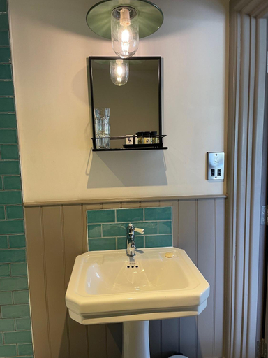 Bathroom 3, Dartmoor Halfway Inn, Devon