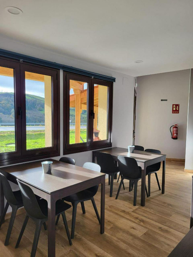 Others 5, Albergue Los Hospitales, Asturias