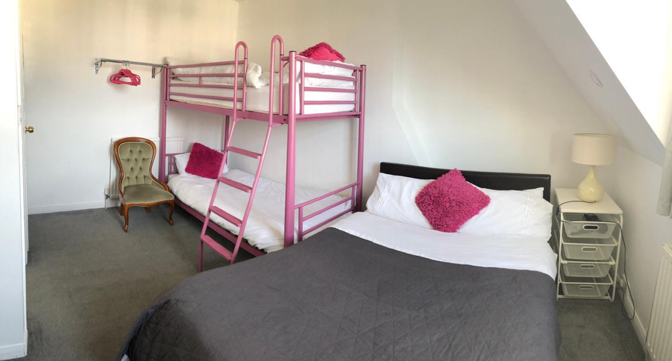 Bedroom 2, Admiral Hotel, North Yorkshire