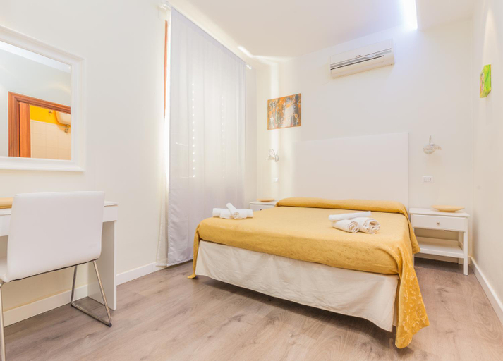 Others 2, Albergo Della Corte, Benevento