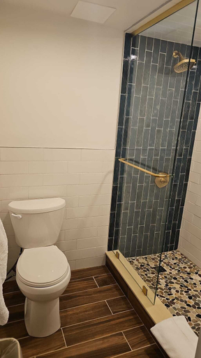 Bathroom 3, Westview Motel, North Bergen