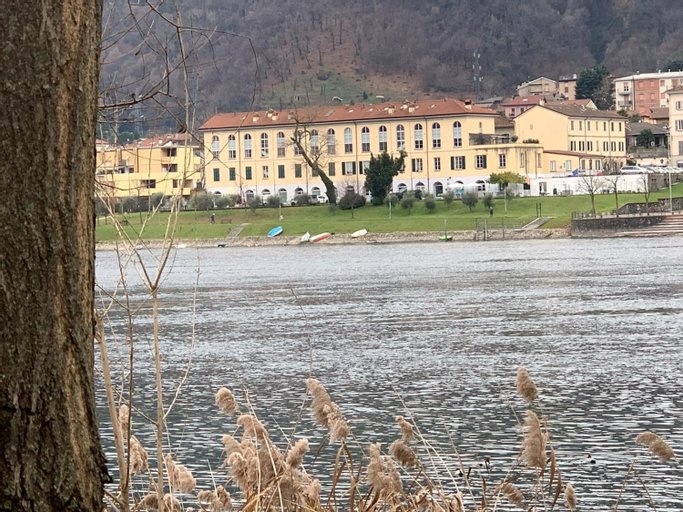 BlueLake Inn, Lecco