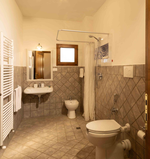 Bathroom 2, Azienda Agricola I Colli di Marliano, Florence