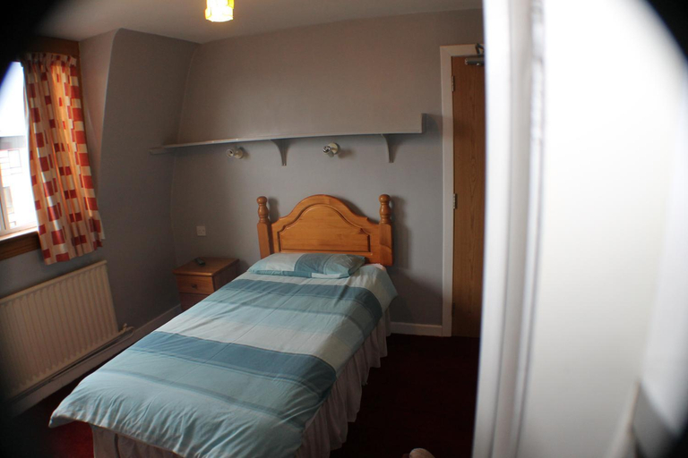 Others 3, Holburn Guesthouse, Aberdeen