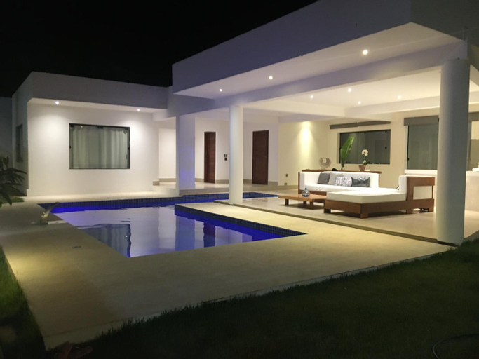 Swimming Pool 3