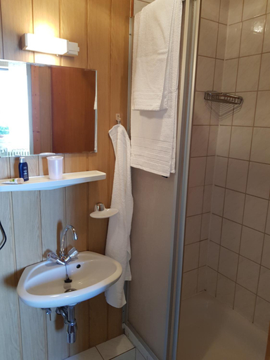 Others 4, Hubinger Treff, Westerwaldkreis