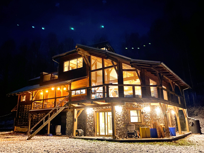 Exterior & Views 2, Arete Hostel, Nicholas