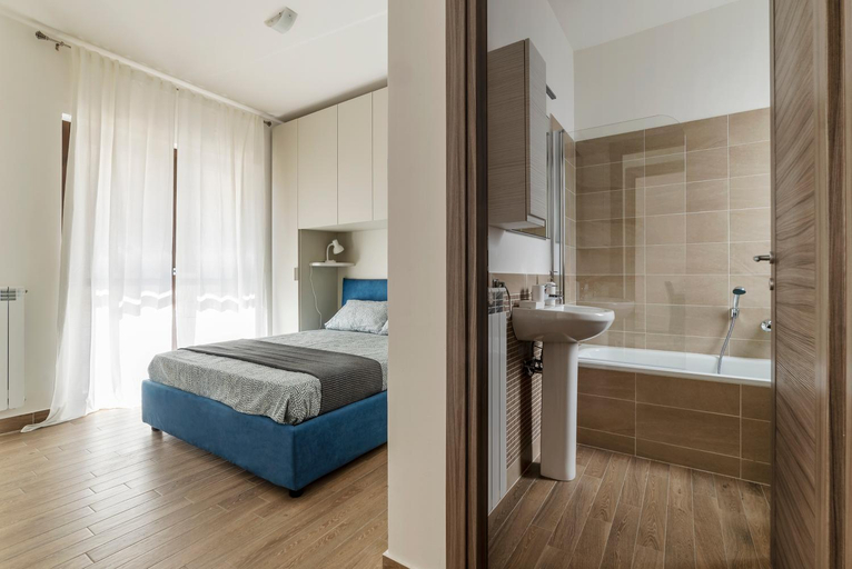 Bedroom, Fonte Laurentina Apartments, Rome