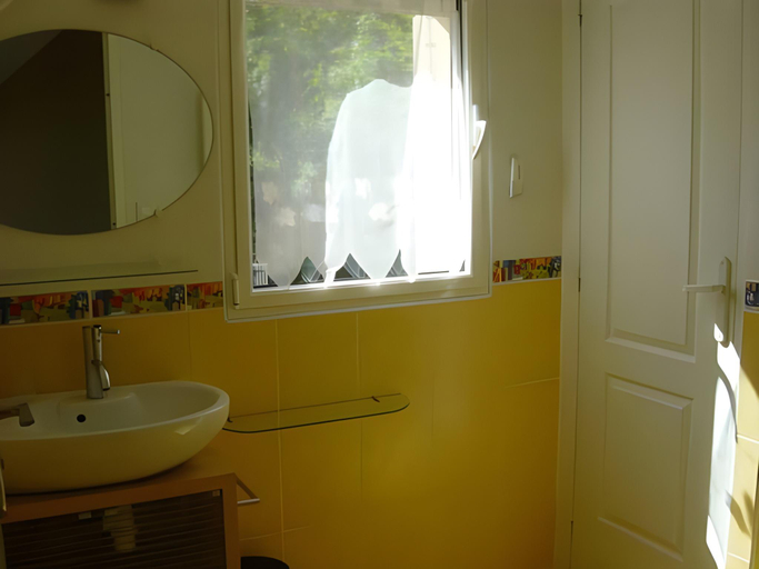 Bathroom 4, Chambres d'Hotes Coteaux Sud, Pyrénées-Atlantiques