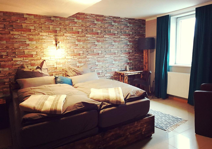 Bedroom 10