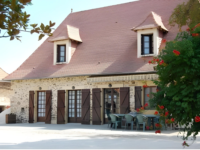 Others 4, La Ferme de Laupiliere, Dordogne