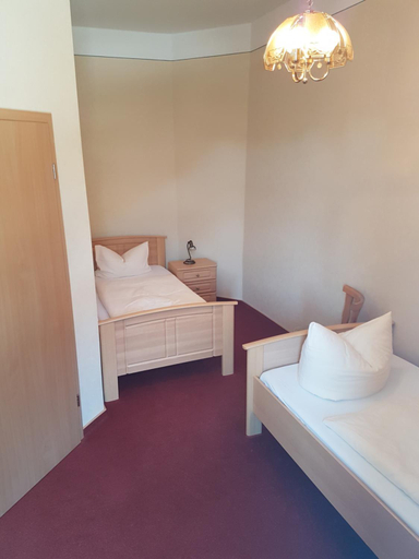 Bedroom 3, Hotel Garni Dekorahaus, Sächsische Schweiz-Osterzgebirge