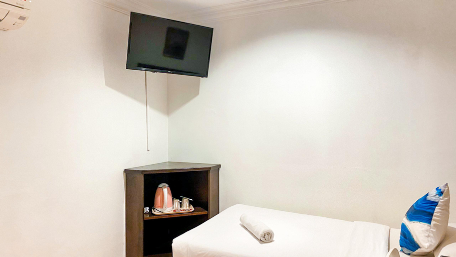 Bedroom 8
