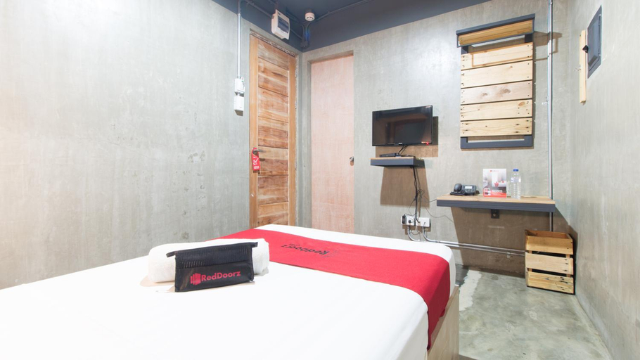 Bedroom 27