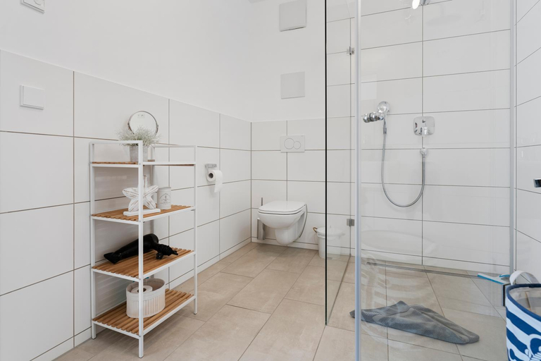 Bathroom 3, ANYTIME - Riedlepark Apartments, Bodenseekreis