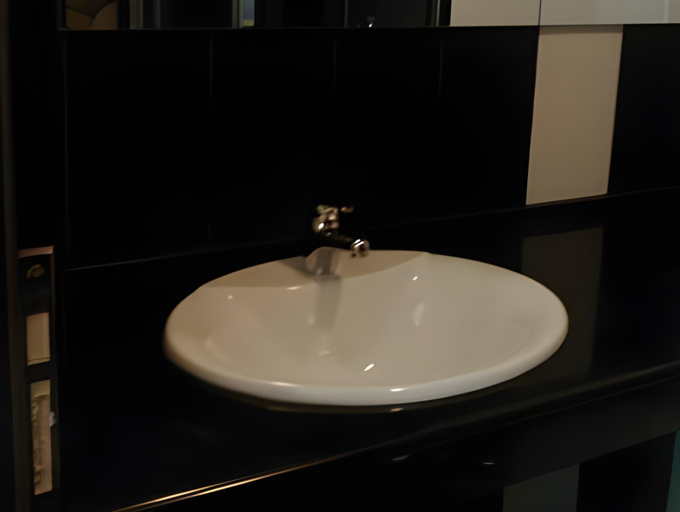 Bathroom 2, St George Apartcomplex, Dolni Chiflik