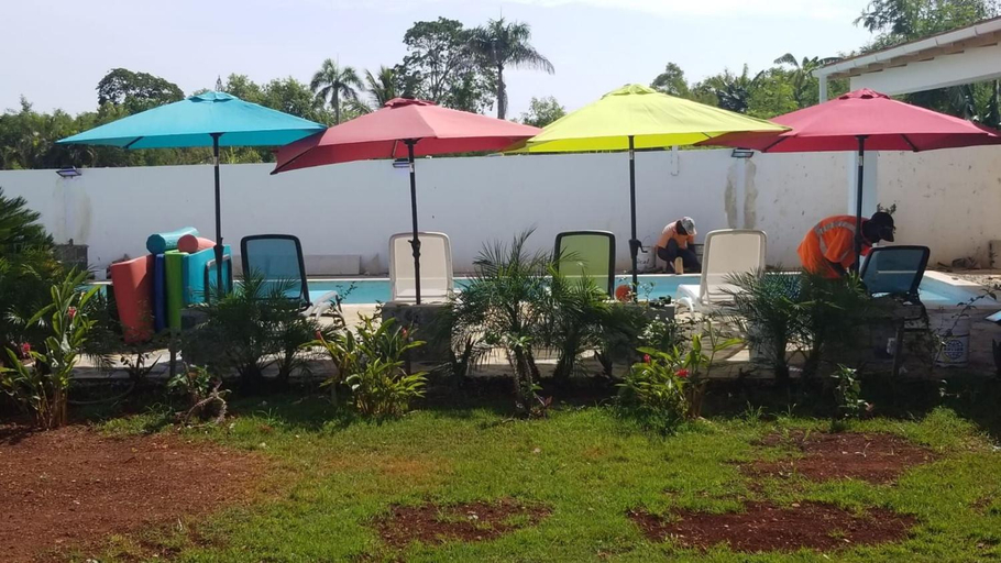 Others 2, Villa de Colores 3 Rooms 5 king Beds, Sosua