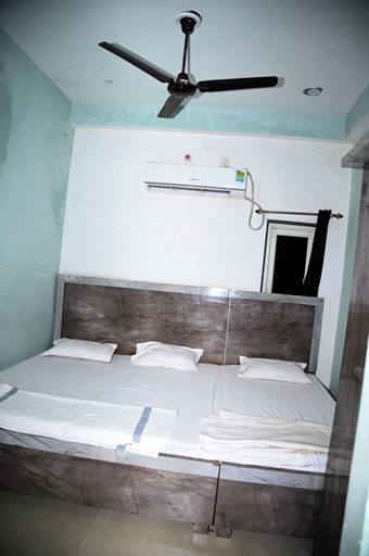 Bedroom 3, THE PACHOURI HOTEL & RESTAURENT, Karauli