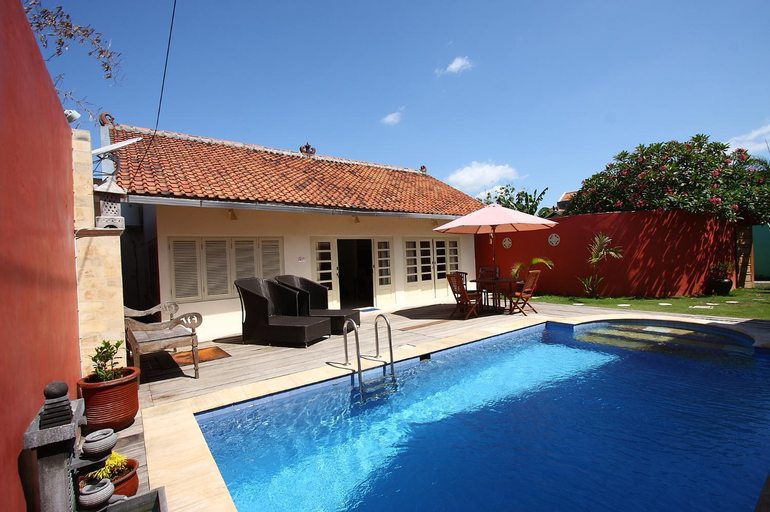 Swimming Pool 6