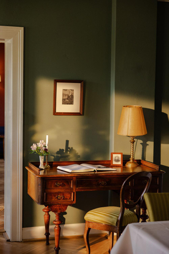 Bedroom 3, Brøndums Hotel, Frederikshavn