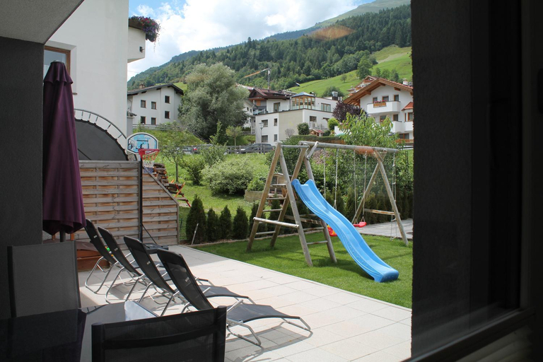 Others 5, Apart Alpinlive, Landeck