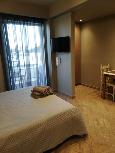 Others 3, Maltezos Rooms, Attica